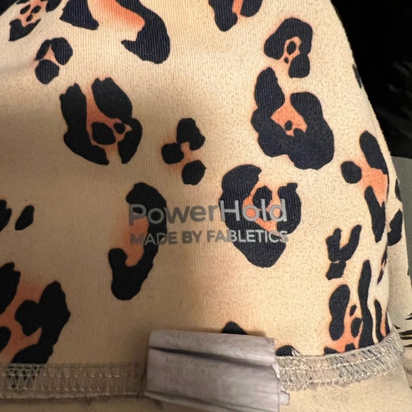 GUC Fabletics Leggings - Picture 4 of 6